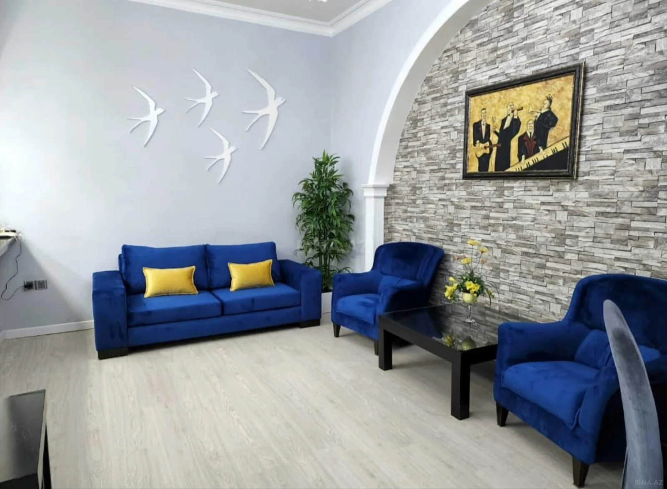 Kirayə verilir 2 otaqlı mənzil 55 m²