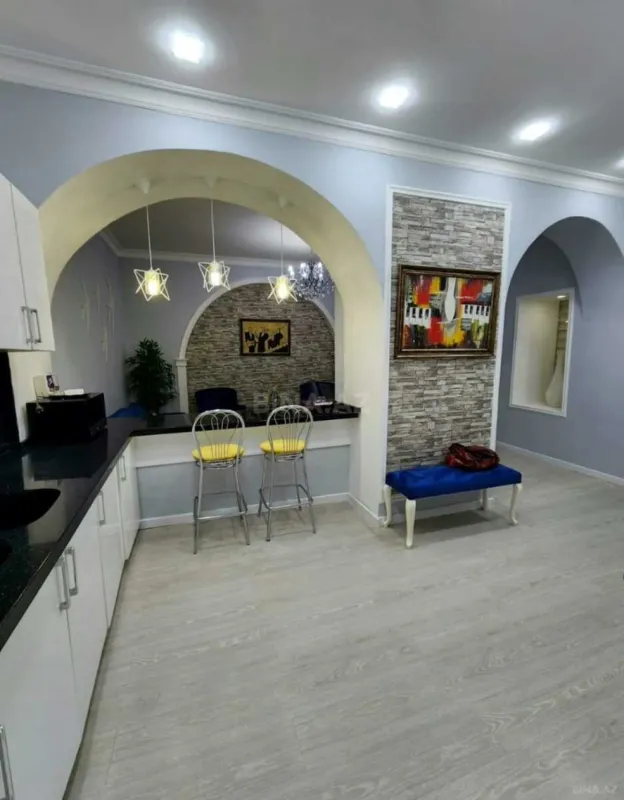 Kirayə verilir 2 otaqlı mənzil 55 m²