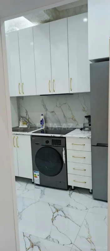 Kirayə verilir 2 otaqlı mənzil 60 m²