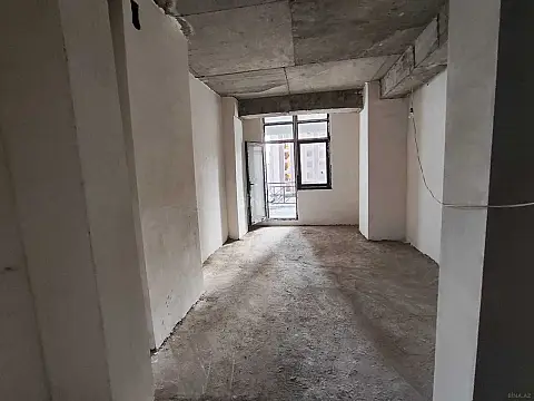 Satılır 3 otaqlı mənzil 118 m²
