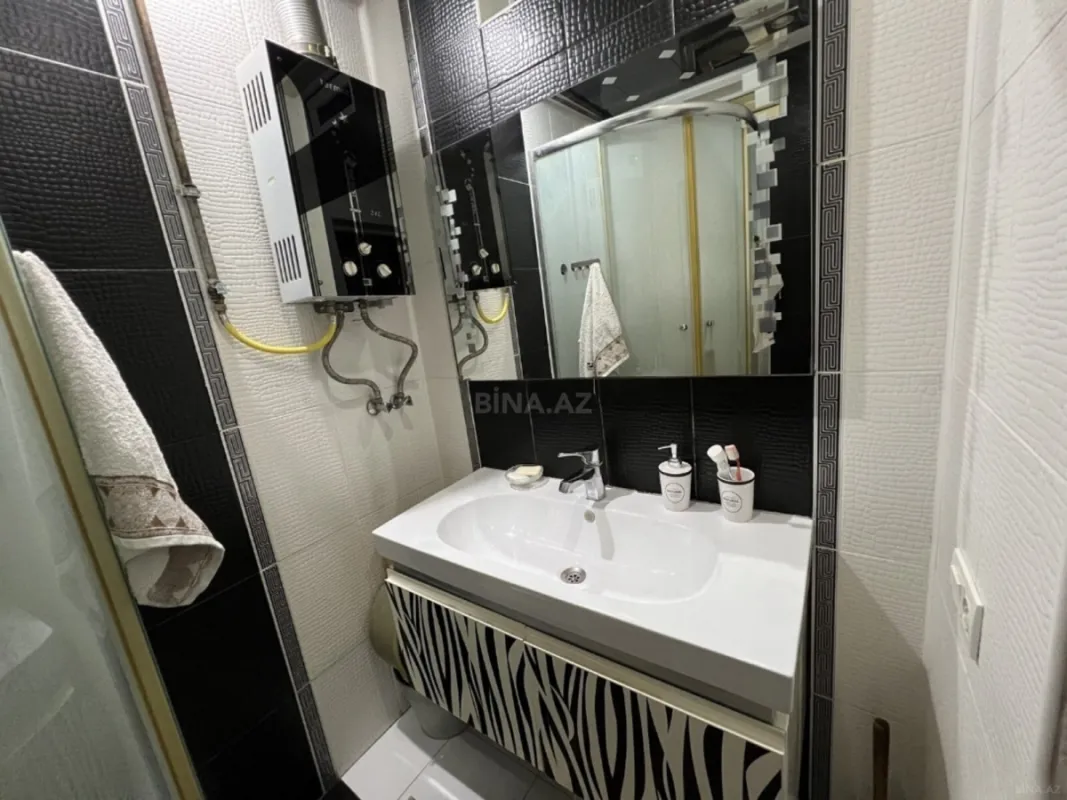 Satılır 2 otaqlı mənzil 90 m²