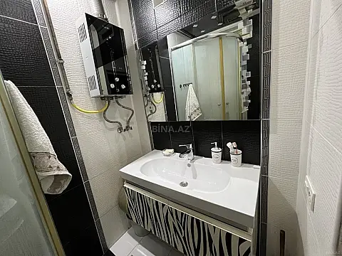 Satılır 2 otaqlı mənzil 90 m²