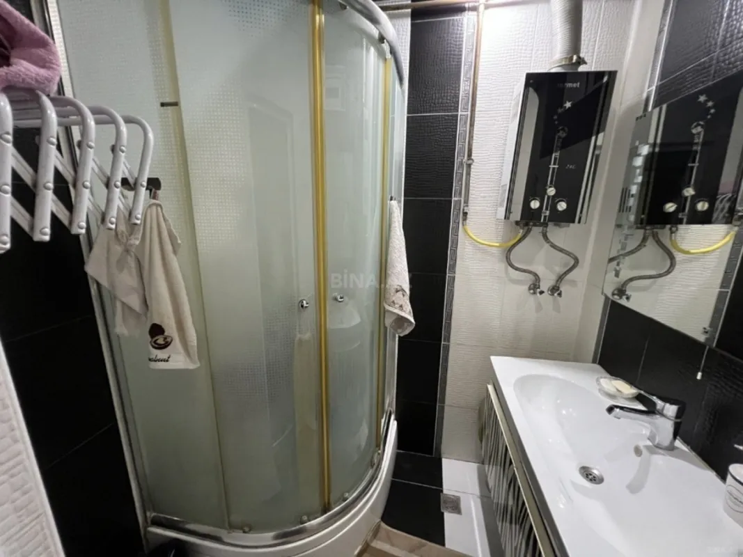 Satılır 2 otaqlı mənzil 90 m²