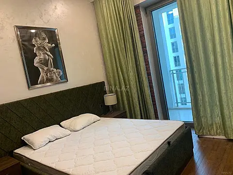 Kirayə verilir 2 otaqlı mənzil 65 m²