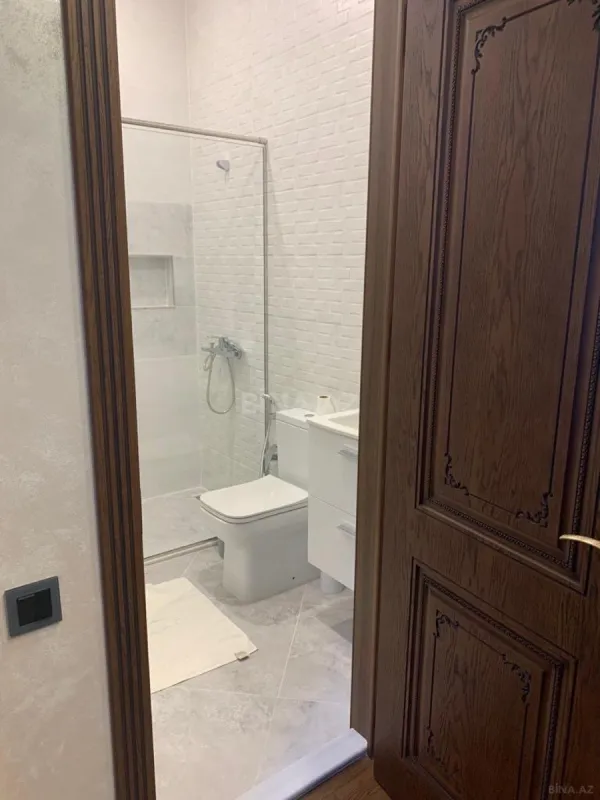 Kirayə verilir 2 otaqlı mənzil 65 m²