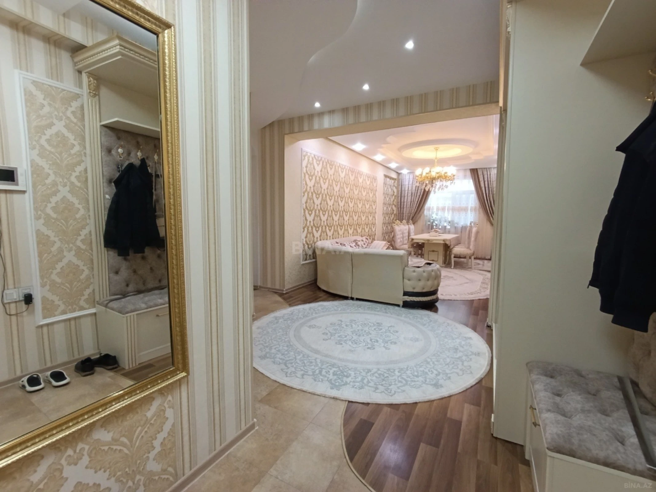 Satılır 3 otaqlı mənzil 103 m²