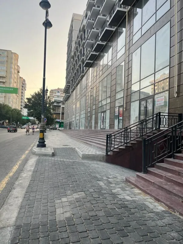 Kirayə verilir obyekt 350 m²