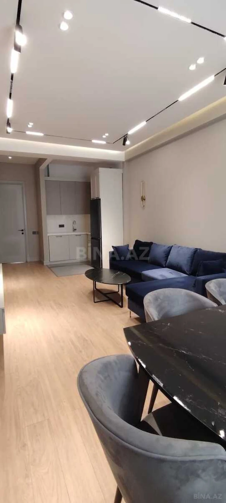Kirayə verilir 3 otaqlı mənzil 105 m²