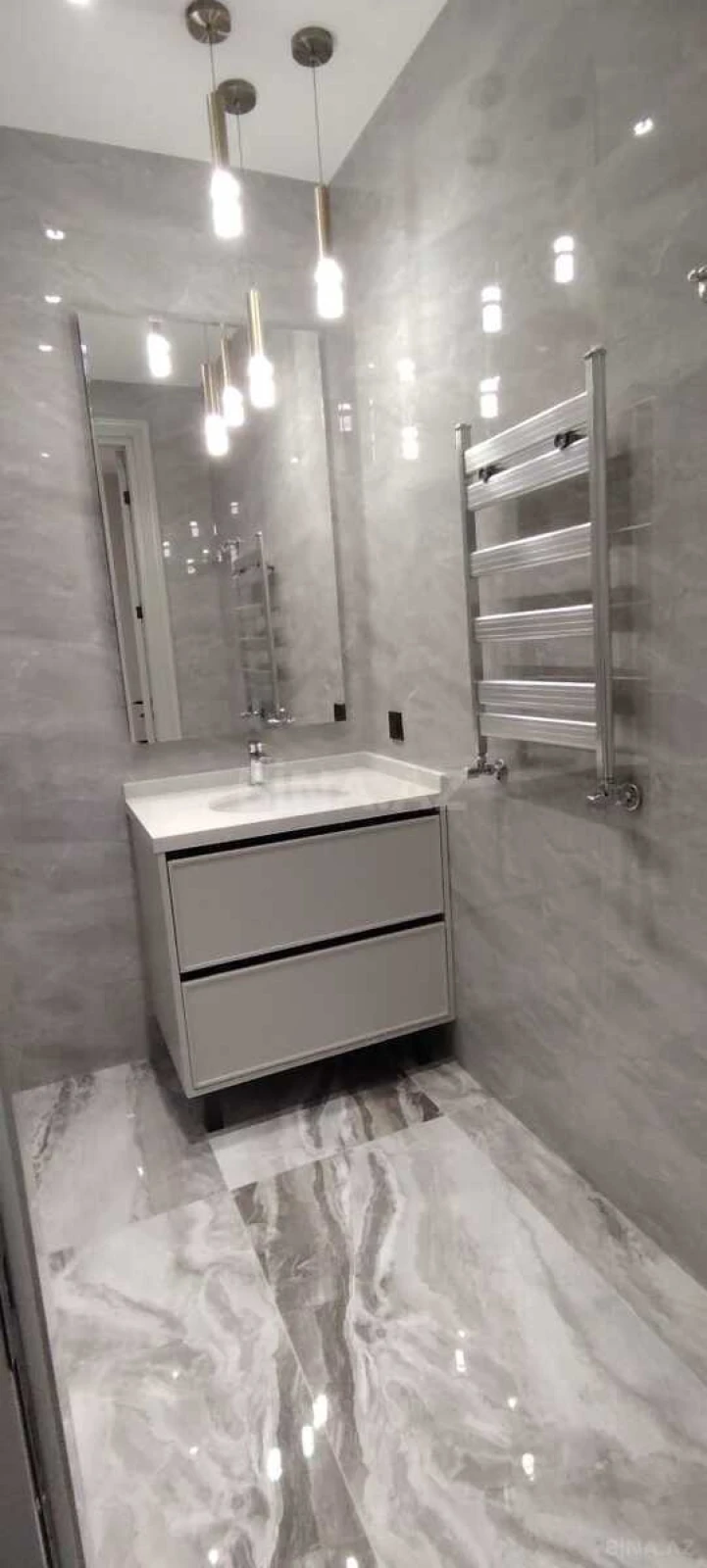 Kirayə verilir 3 otaqlı mənzil 105 m²