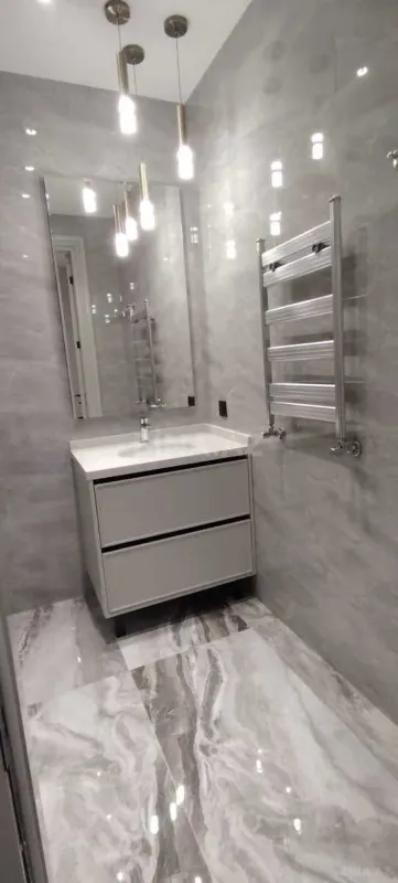 Kirayə verilir 3 otaqlı mənzil 105 m²