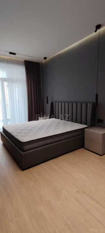 Kirayə verilir 3 otaqlı mənzil 105 m²