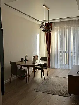 Satılır 2 otaqlı mənzil 53 m²