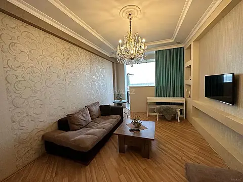 Kirayə verilir 2 otaqlı mənzil 65 m²