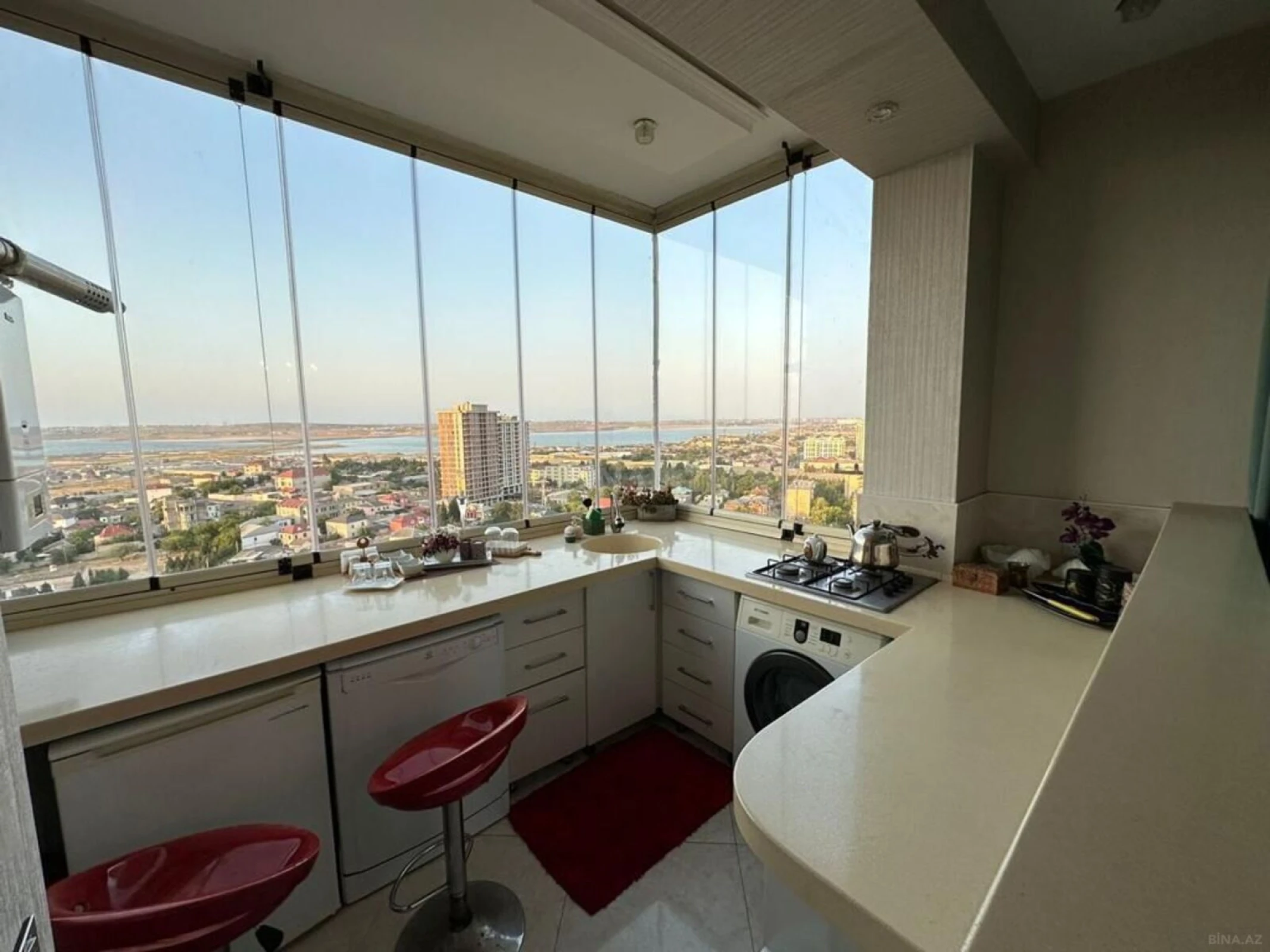 Kirayə verilir 2 otaqlı mənzil 65 m²