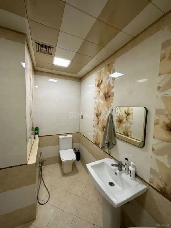 Kirayə verilir 2 otaqlı mənzil 65 m²