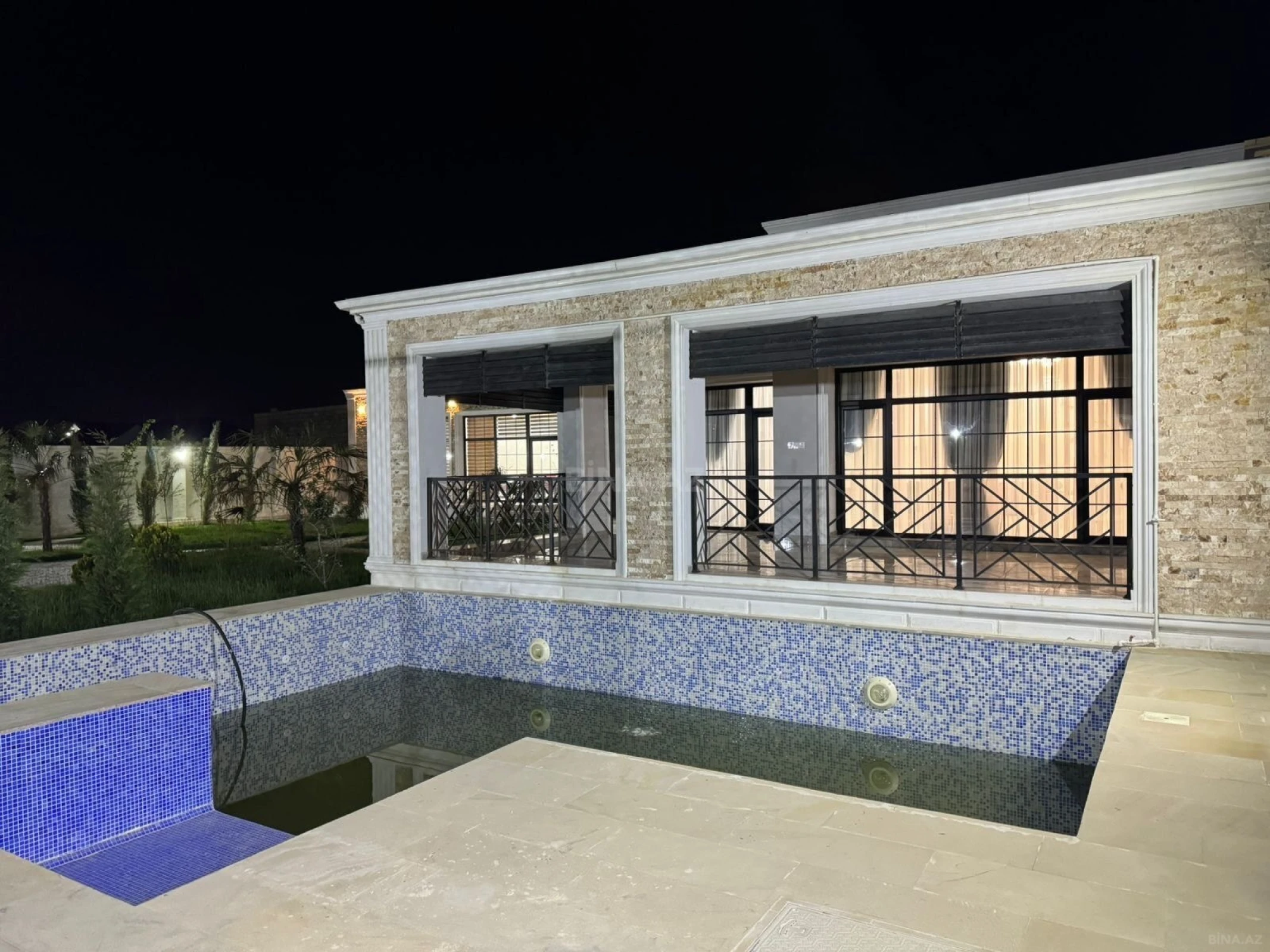 Kirayə verilir 4 otaqlı həyət evi 280 m²