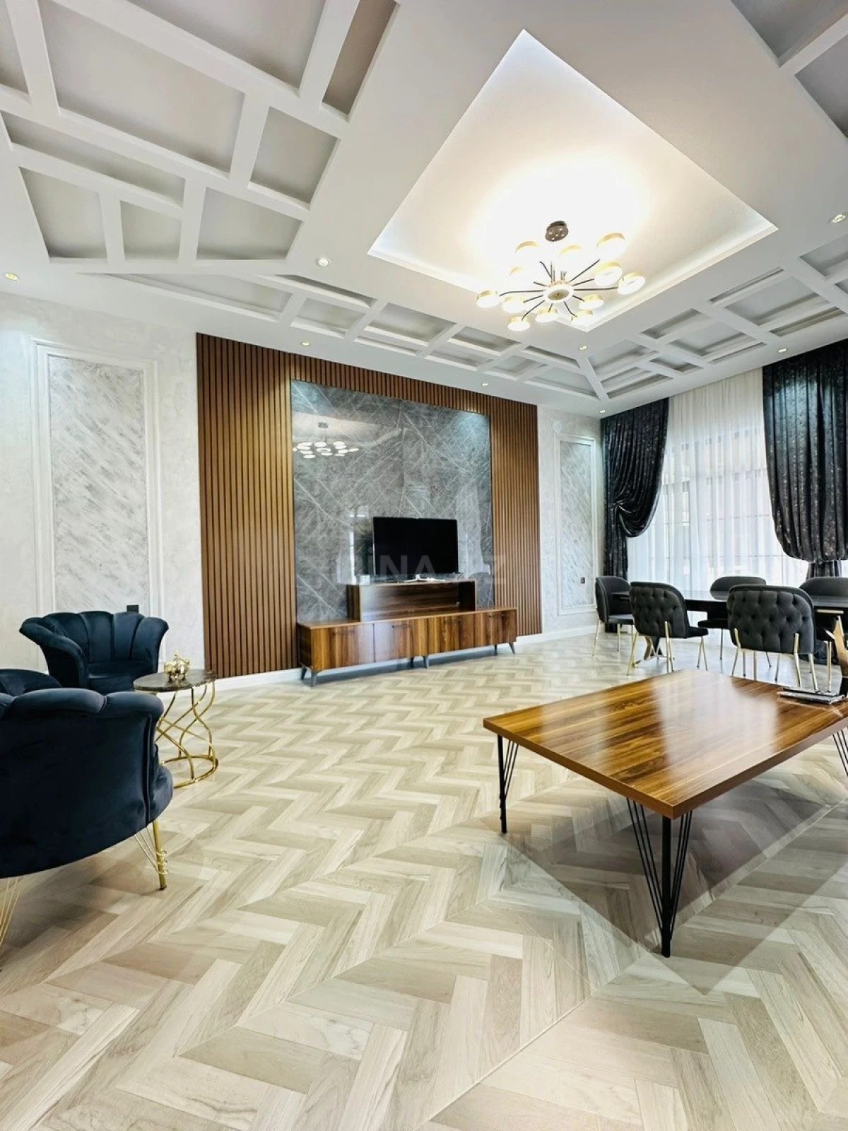 Kirayə verilir 4 otaqlı həyət evi 280 m²