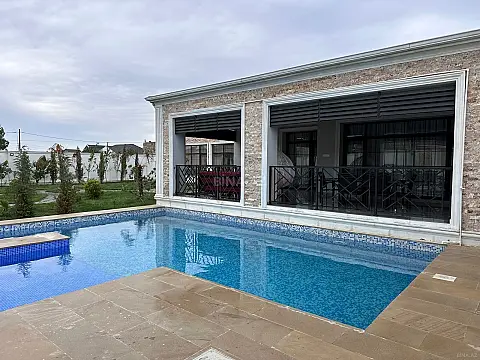 Kirayə verilir 4 otaqlı həyət evi 280 m²