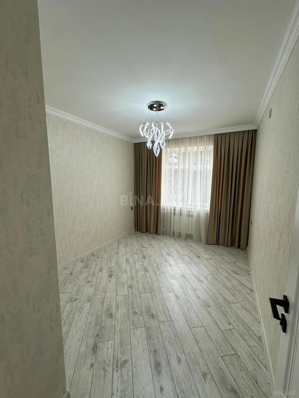 Satılır 3 otaqlı mənzil 65 m²