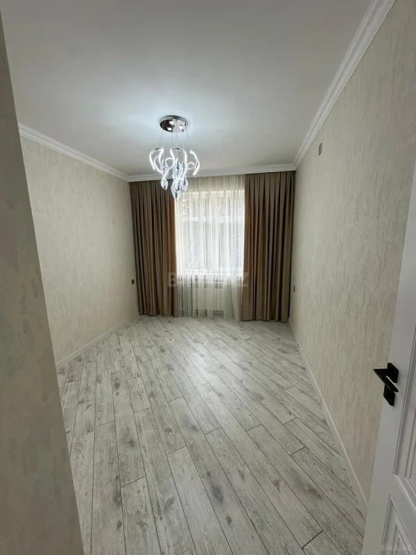 Satılır 3 otaqlı mənzil 65 m²