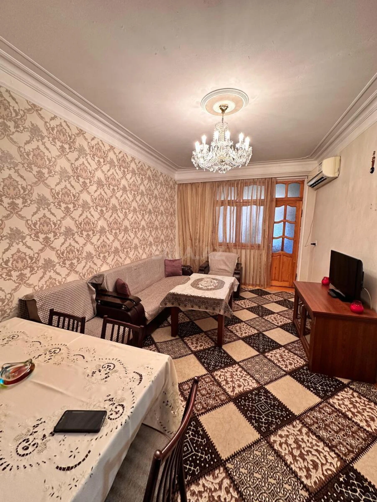 Kirayə verilir 2 otaqlı mənzil 60 m²
