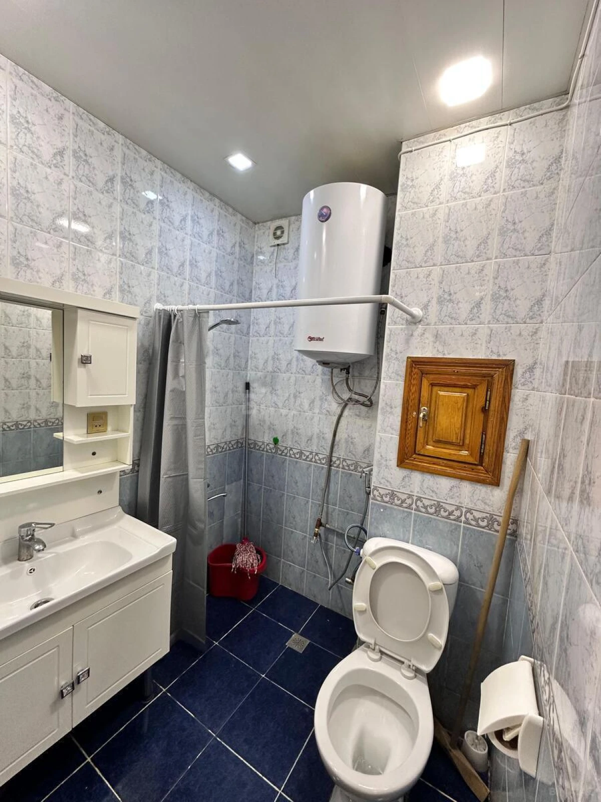 Kirayə verilir 2 otaqlı mənzil 60 m²