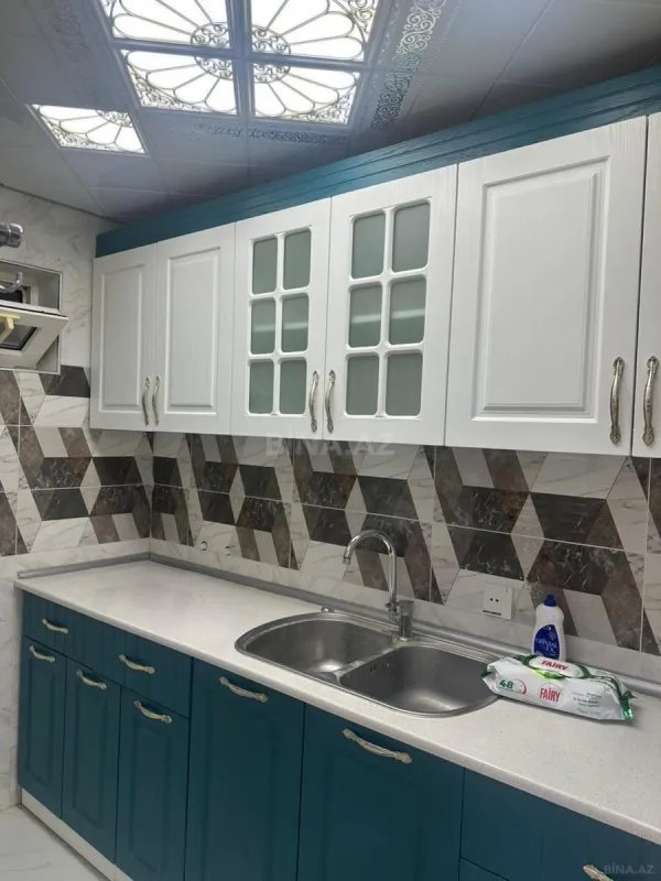 Kirayə verilir 4 otaqlı ofis 110 m²