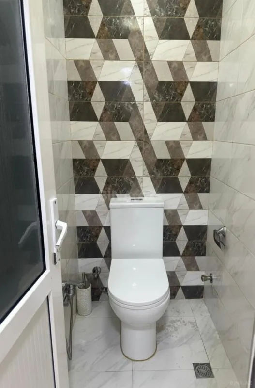 Kirayə verilir 4 otaqlı ofis 110 m²