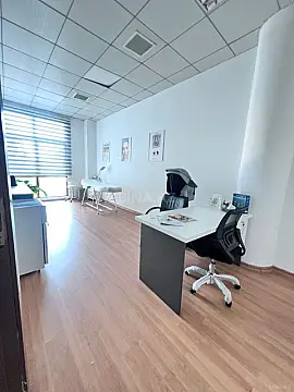 Kirayə verilir 6 otaqlı ofis 131 m²