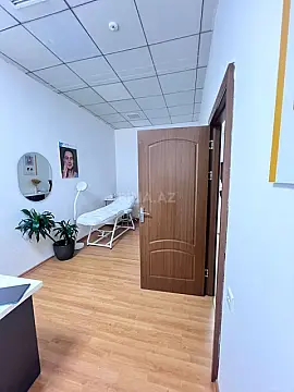 Kirayə verilir 6 otaqlı ofis 131 m²