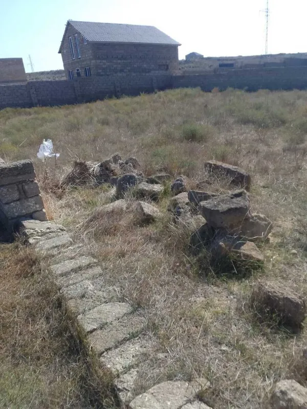 Satılır torpaq sahəsi 6 m²