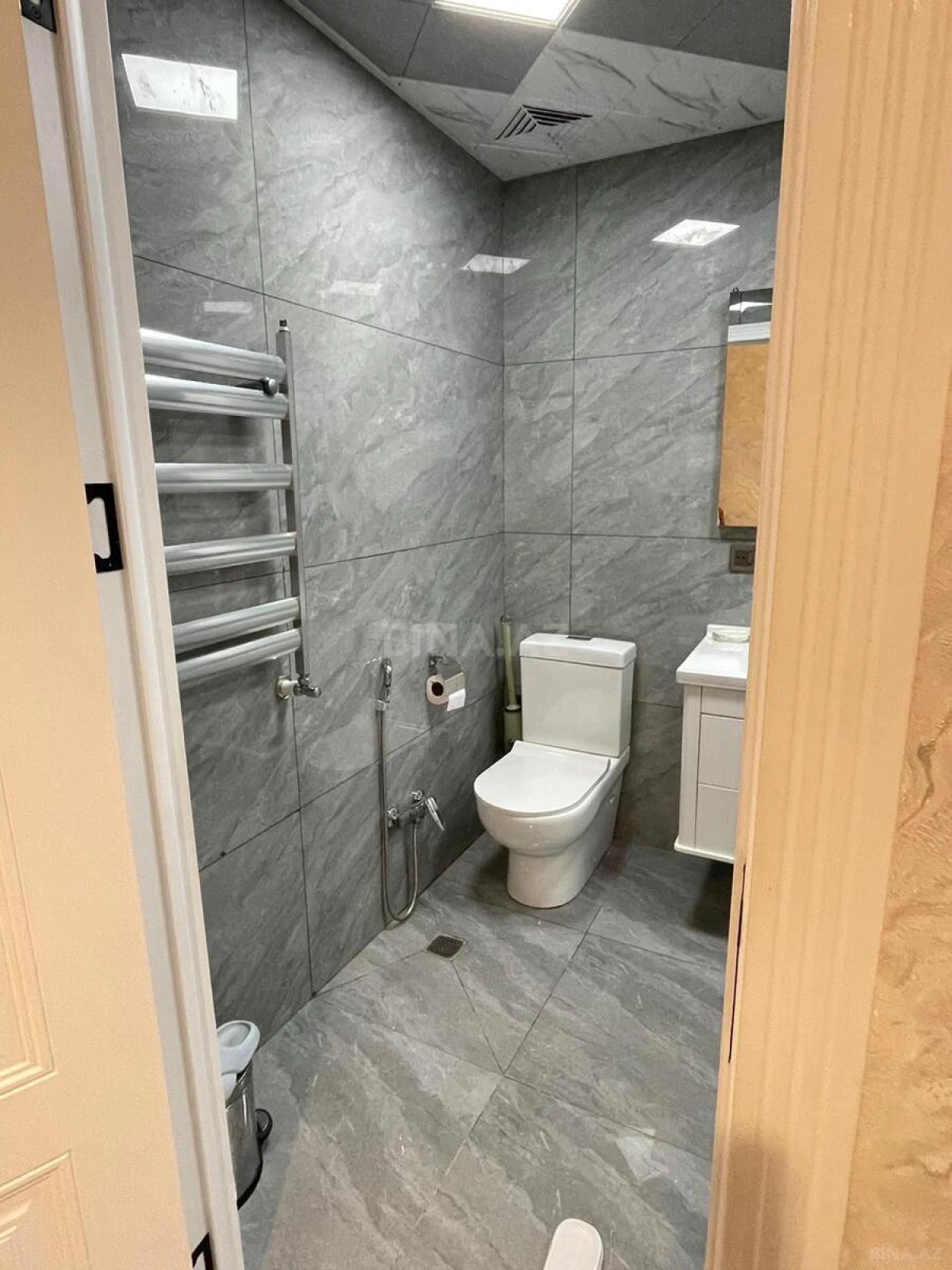 Satılır 3 otaqlı mənzil 67 m²