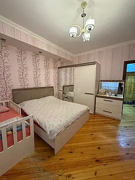 Satılır 2 otaqlı mənzil 80 m²