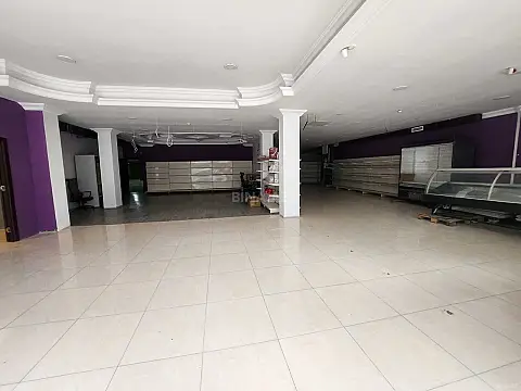 Kirayə verilir obyekt 1500 m²