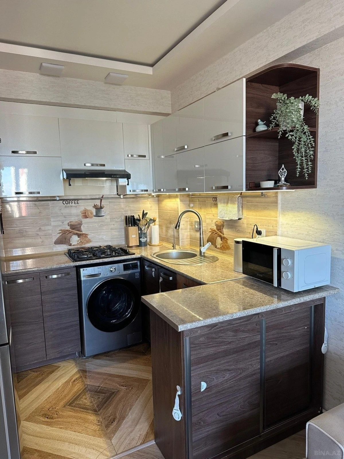Satılır 3 otaqlı mənzil 69 m²