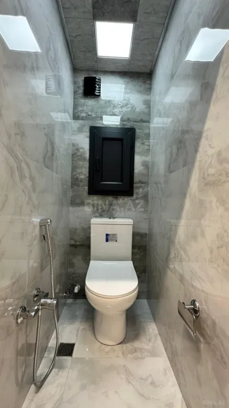 Satılır 2 otaqlı mənzil 70 m²