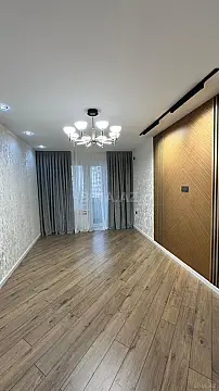 Satılır 2 otaqlı mənzil 70 m²