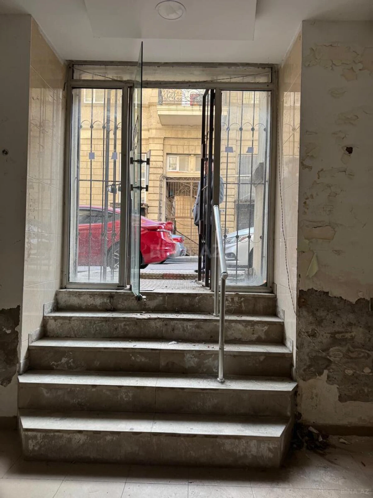 Kirayə verilir obyekt 80 m²