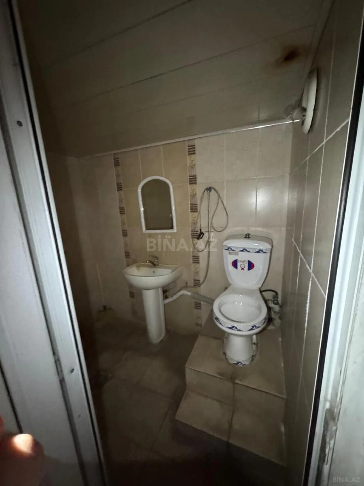 Kirayə verilir obyekt 80 m²