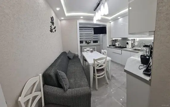 Satılır 3 otaqlı mənzil 80 m² — Bakı, Bakıxanov 3 otaq 80.00 m²