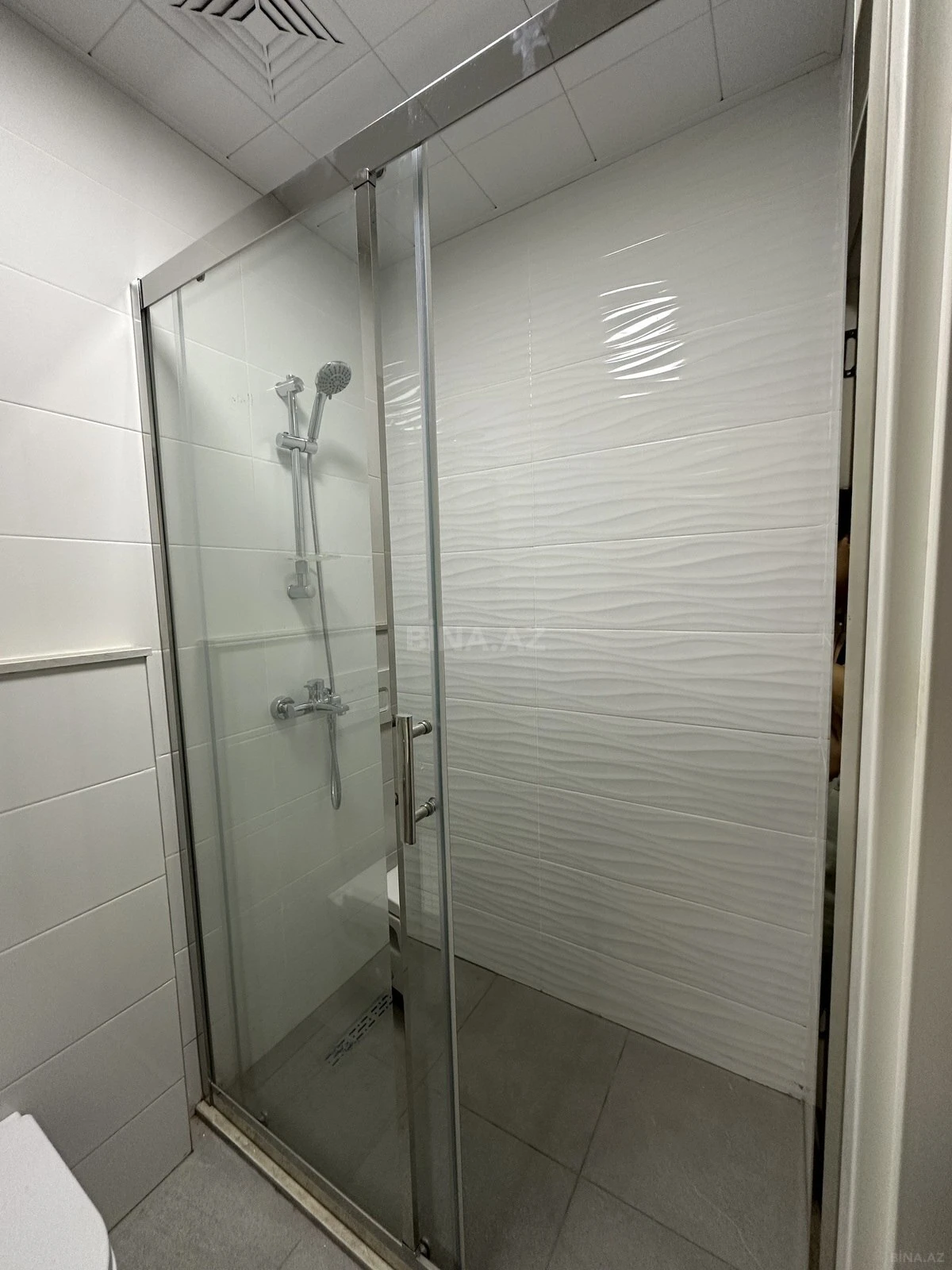 Kirayə verilir 2 otaqlı mənzil 55 m²