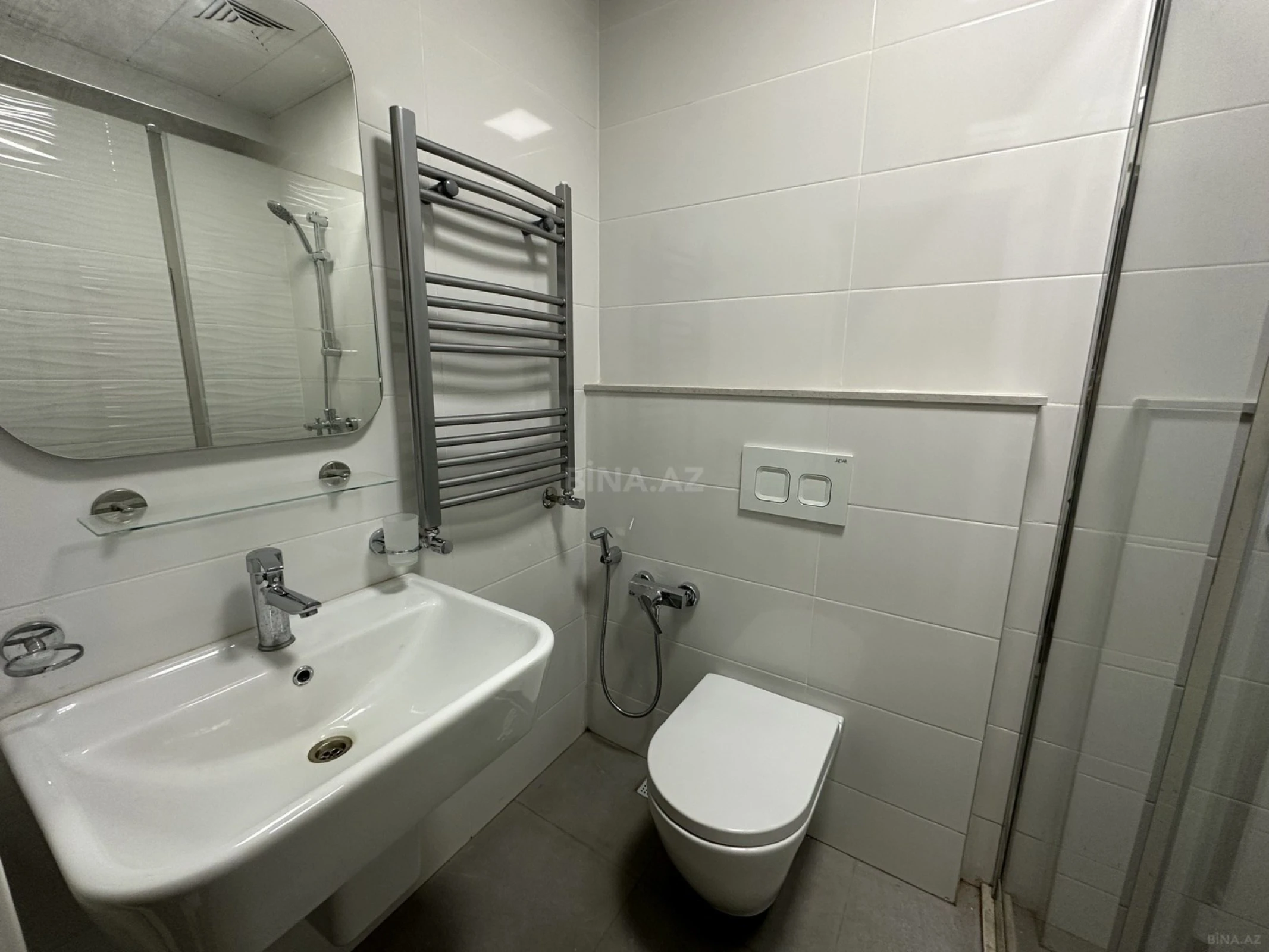 Kirayə verilir 2 otaqlı mənzil 55 m²