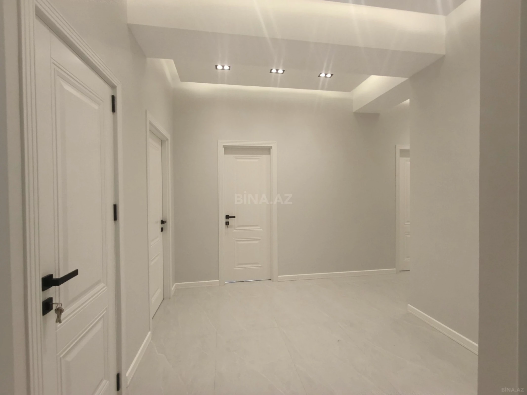 Satılır 3 otaqlı mənzil 90 m²