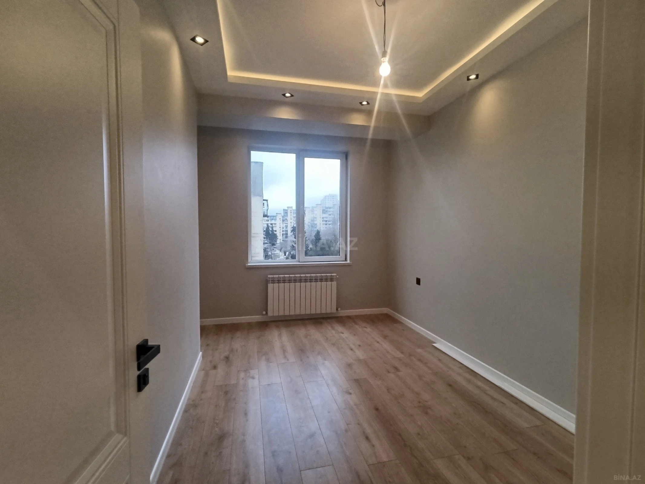 Satılır 3 otaqlı mənzil 90 m²