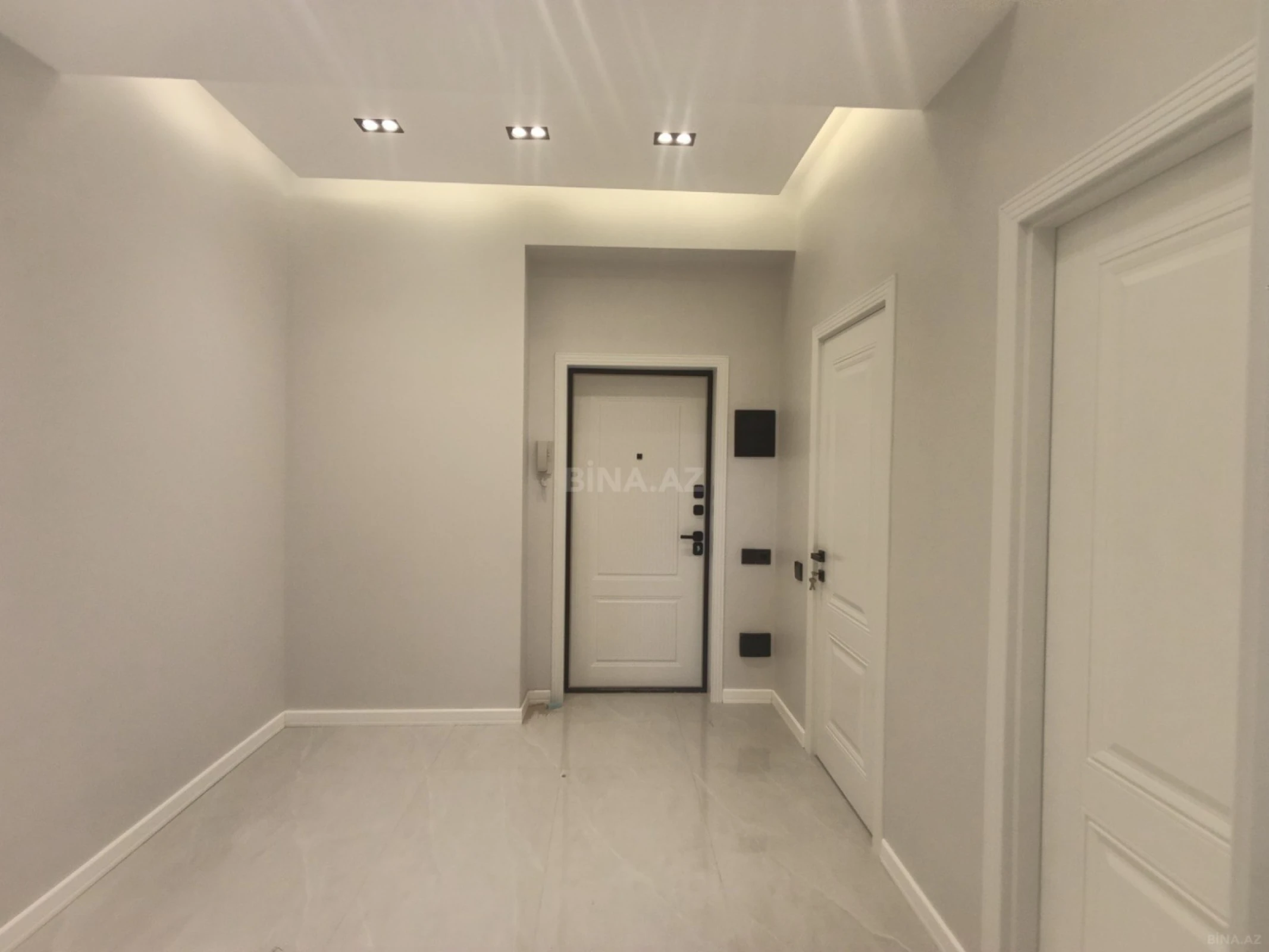 Satılır 3 otaqlı mənzil 90 m²