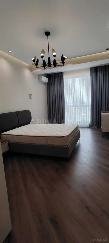 Kirayə verilir 3 otaqlı mənzil 105 m²