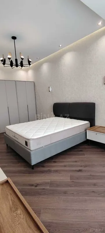 Kirayə verilir 3 otaqlı mənzil 105 m²