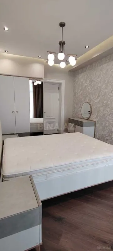 Kirayə verilir 3 otaqlı mənzil 105 m²