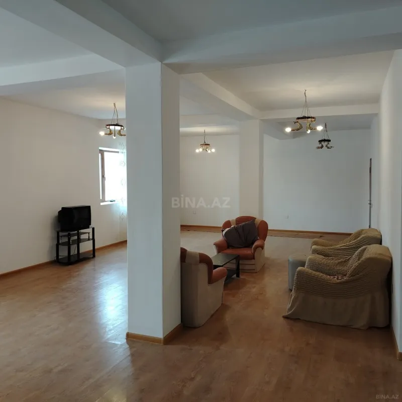 Kirayə verilir obyekt 90 m²