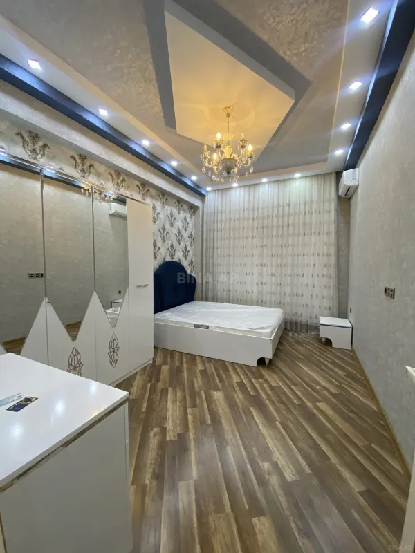 Kirayə verilir 2 otaqlı mənzil 75 m²